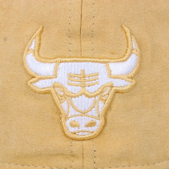 Chicago Bulls NBA New Era 9Twenty Adjustable 100% Polyester Strap Hat Jordan Tan - Picture 2 of 6